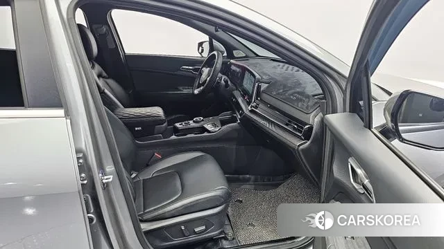 Kia Sportage 5th Generation 2023 Серый из Кореи, фото 2