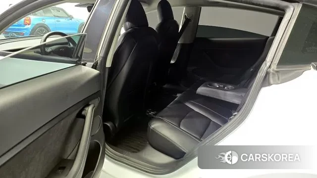 Tesla Model 3 2021 Белый из Кореи, фото 2