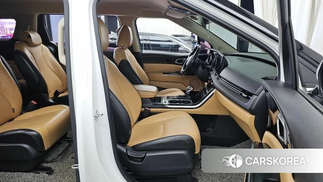 Kia Carnival 4th generation 2021 Белый из Кореи, фото 2