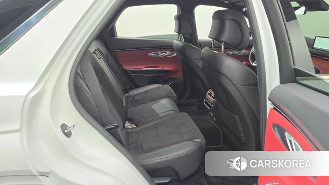 Genesis GV70 2023 Белый из Кореи, фото 2