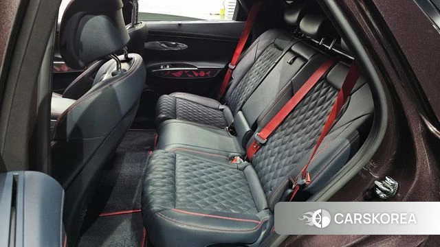 Genesis GV70 2021 Фиолетовый из Кореи, фото 2