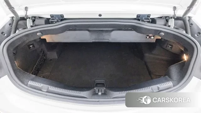 Mercedes-Benz E-Class W213 2022 Белый из Кореи, фото 2