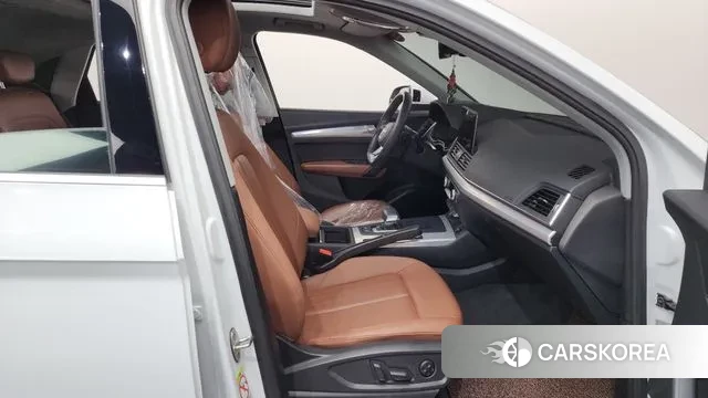 Audi Q5 (FY) 2023 Белый из Кореи, фото 2