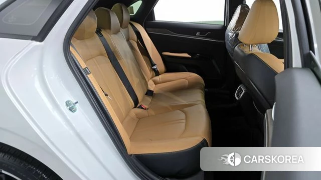 Kia K5 3rd generation 2021 Белый из Кореи, фото 2