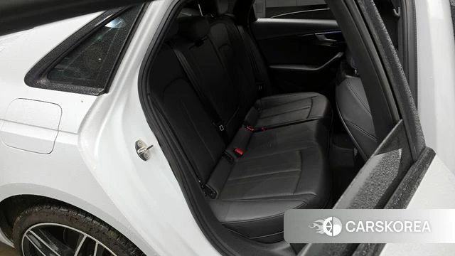 Audi A4 (B9) 2020 Белый из Кореи, фото 2