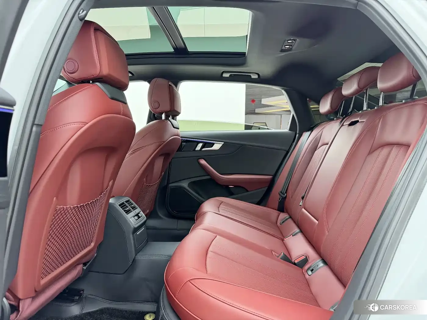 Audi A4L 2025 Белый из Китая, фото 2