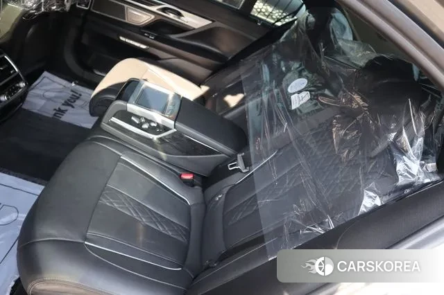 BMW 7 Series (G11) 2018 Серый из Кореи, фото 2