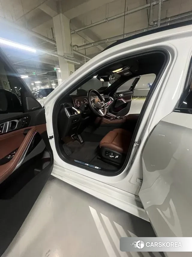 BMW X6 (G06) 2025 Белый из Кореи, фото 2