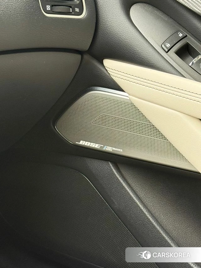 Infiniti Q60 (CV37) 2018 Красный из Кореи, фото 2