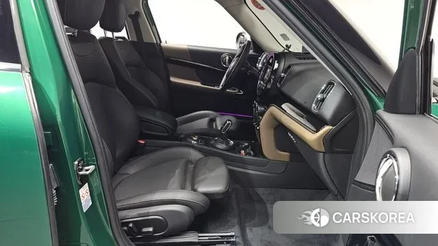 Mini Cooper Countryman 2020 Зеленый из Кореи, фото 2