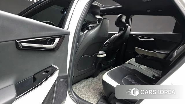 Kia EV6 2023 Белый из Кореи, фото 2