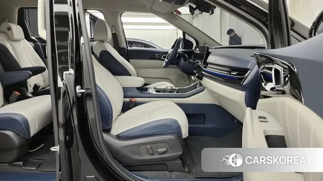 Kia The New Carnival 4th Generation 2025 Черный из Кореи, фото 2