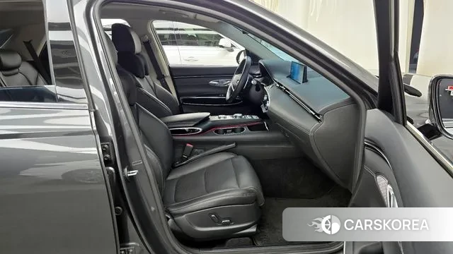 Genesis GV70 2021 Серый из Кореи, фото 2