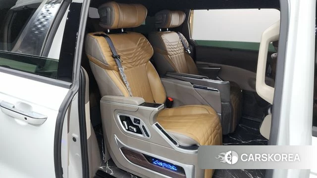 Kia The New Carnival 4th Generation 2025 Белый из Кореи, фото 2