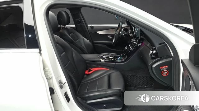 Mercedes-Benz C-Class W205 2020 Белый из Кореи, фото 2