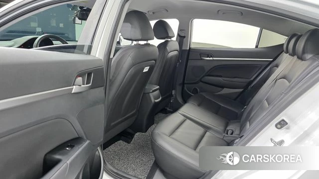 Hyundai The New Avante AD 2018 Белый из Кореи, фото 2