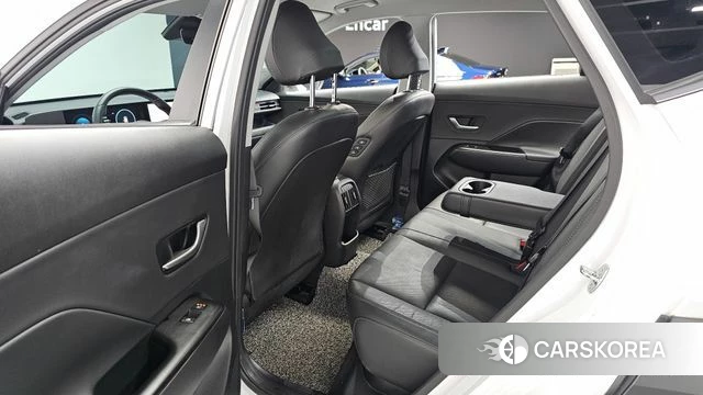Hyundai Kona (SX2) 2023 Белый из Кореи, фото 2