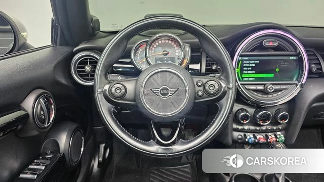 Mini Cooper Convertible 2019 Серебристо-серый из Кореи, фото 2