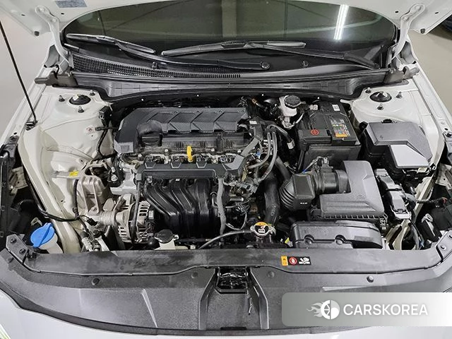 Hyundai Avante (CN7) 2022 Белый из Кореи, фото 2