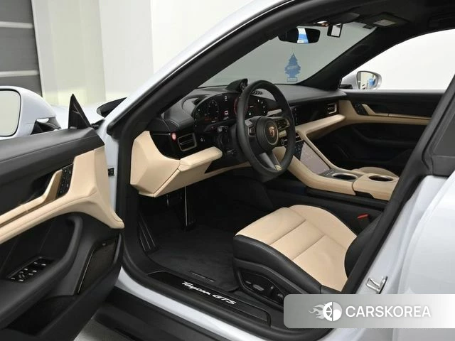 Porsche Taycan 2025 Белый из Кореи, фото 2