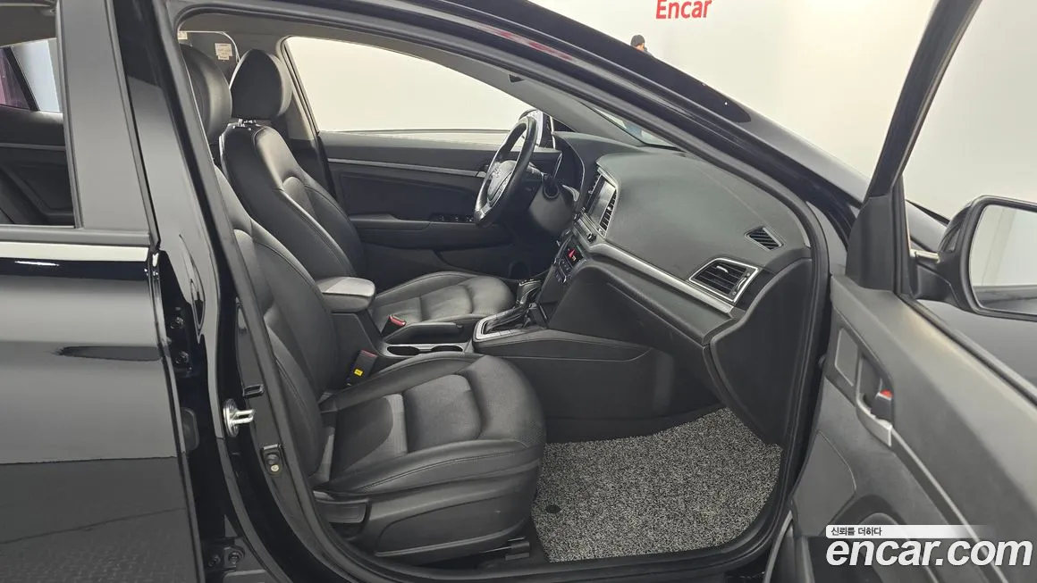 Hyundai Avante AD 2018 Черный из Кореи, фото 2