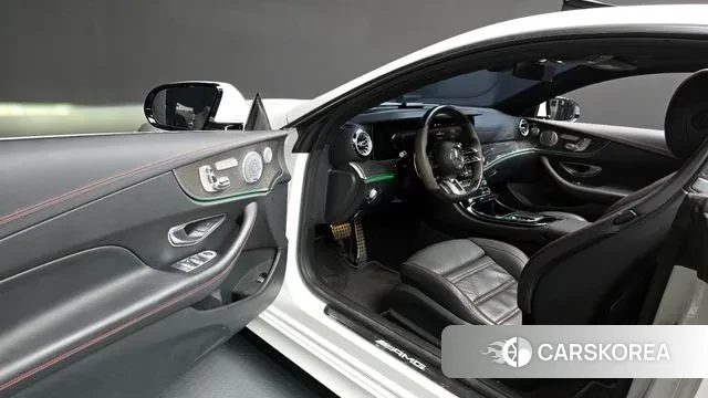 Mercedes-Benz E-Class W213 2020 Белый из Кореи, фото 2