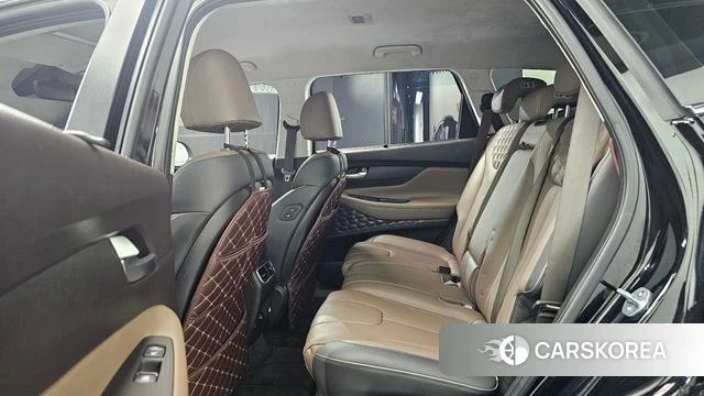 Hyundai The New Santa Fe 2022 Черный из Кореи, фото 2
