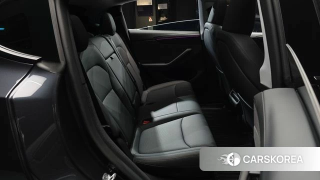 Tesla Model Y 2025 Серый из Кореи, фото 2