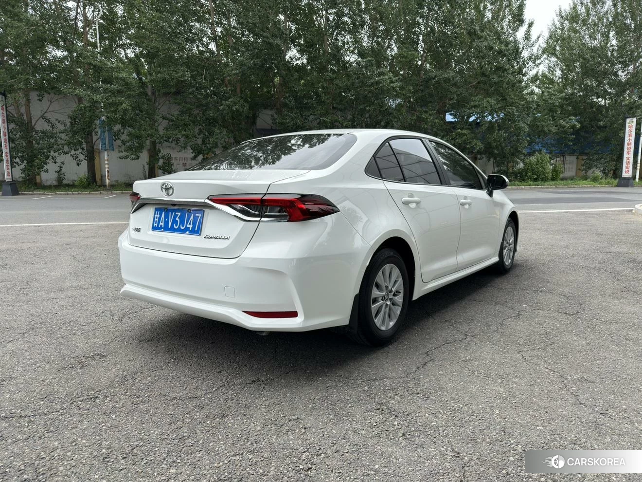 Toyota Corolla 2021 Белый из Китая, фото 2