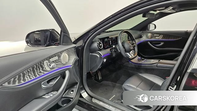 Mercedes-Benz E-Class W213 2021 Черный из Кореи, фото 2