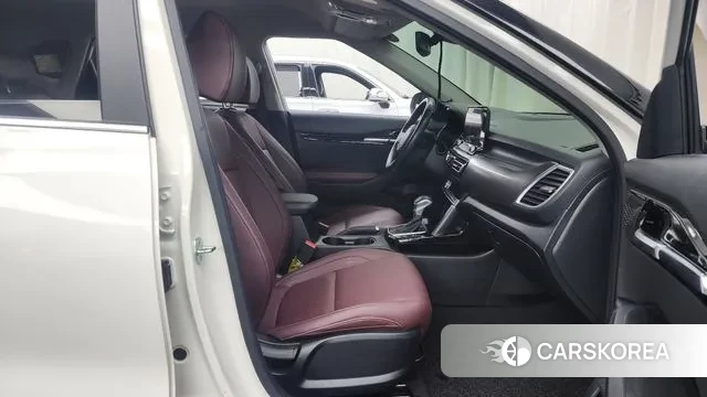 Kia Seltos 2021 Белый из Кореи, фото 2