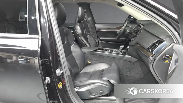 Volvo XC90 second Generation 2018 Черный из Кореи, фото 2