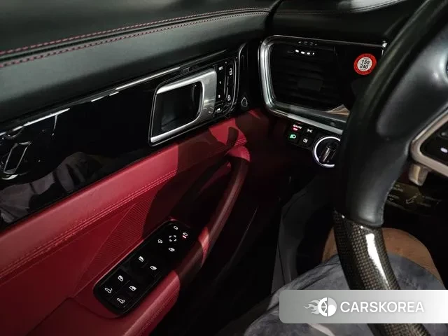Porsche Panamera (971) 2020 Черный из Кореи, фото 2