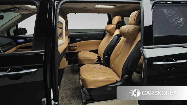 Kia Carnival 4th generation 2023 Черный из Кореи, фото 2