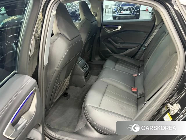 Audi A5 (B10) 2025 Черный из Кореи, фото 2