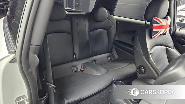 Mini Cooper Electric 2022 Серебряный из Кореи, фото 2