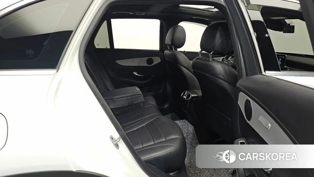 Mercedes-Benz GLC-Class X253 2021 Белый из Кореи, фото 2