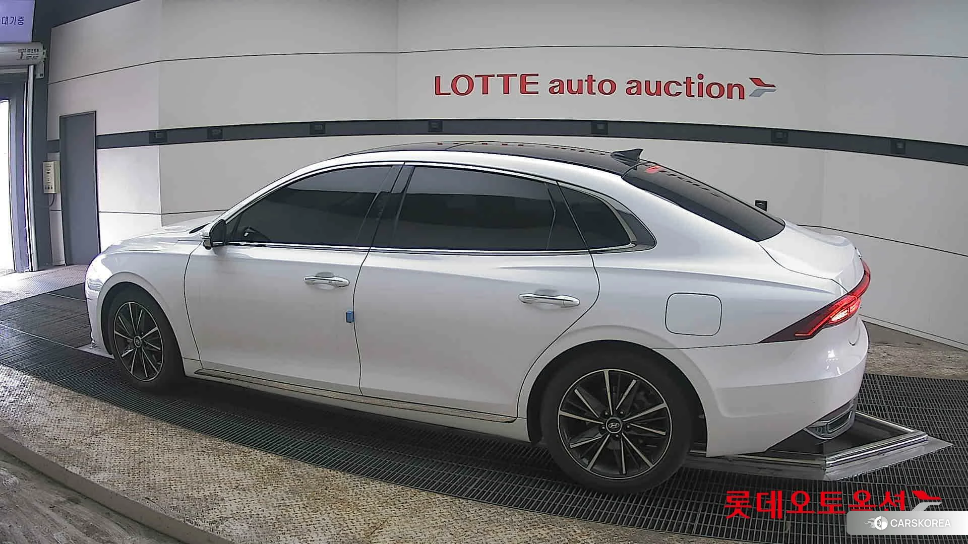 Hyundai Grandeur 2021 Белый из Кореи, фото 2