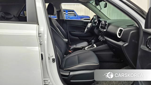 Hyundai Venue 2022 Белый из Кореи, фото 2