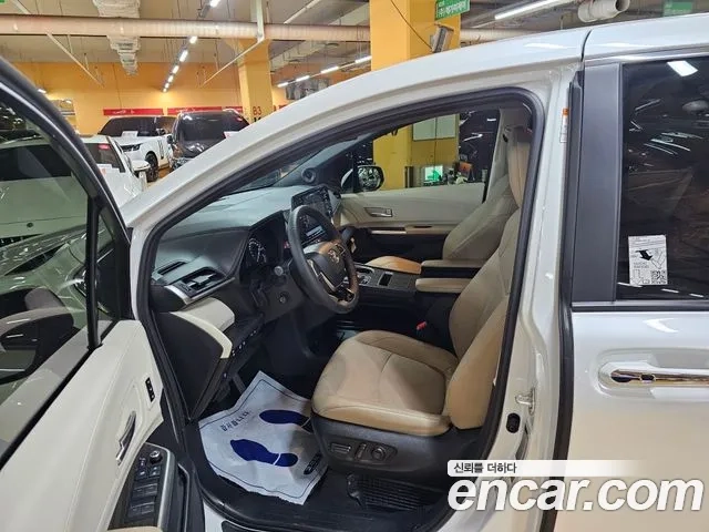 Toyota Sienna 4th Generation 2023 Белый из Кореи, фото 2