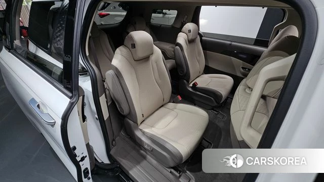 Kia Carnival 4th generation 2022 Белый из Кореи, фото 2