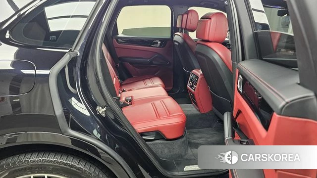 Porsche Cayenne (PO536) 2021 Черный из Кореи, фото 2