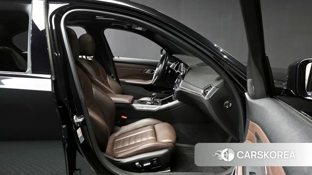 BMW 3 Series (G20) 2019 Черный из Кореи, фото 2