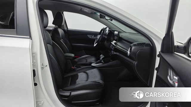 Kia Come New K3 2018 Белый из Кореи, фото 2