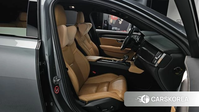 Volvo V90 Cross-Country 2019 Серый из Кореи, фото 2