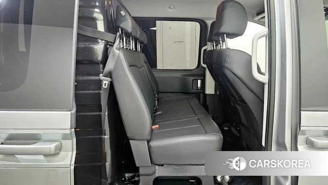 Hyundai Staria 2025 Серебряный из Кореи, фото 2