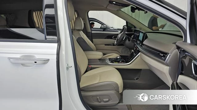 Kia Carnival 4th generation 2022 Белый из Кореи, фото 2