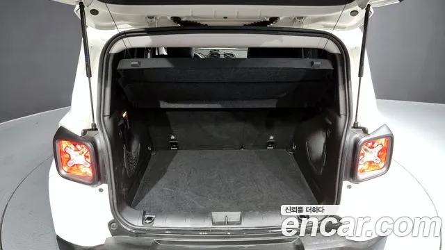 Jeep Renegade id 2553933 из Кореи 2