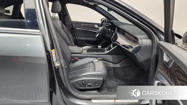 Audi A6 (C8) 2020 Серый из Кореи, фото 2