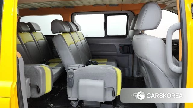 Hyundai The New Grand Starex 2018 Желтый из Кореи, фото 2